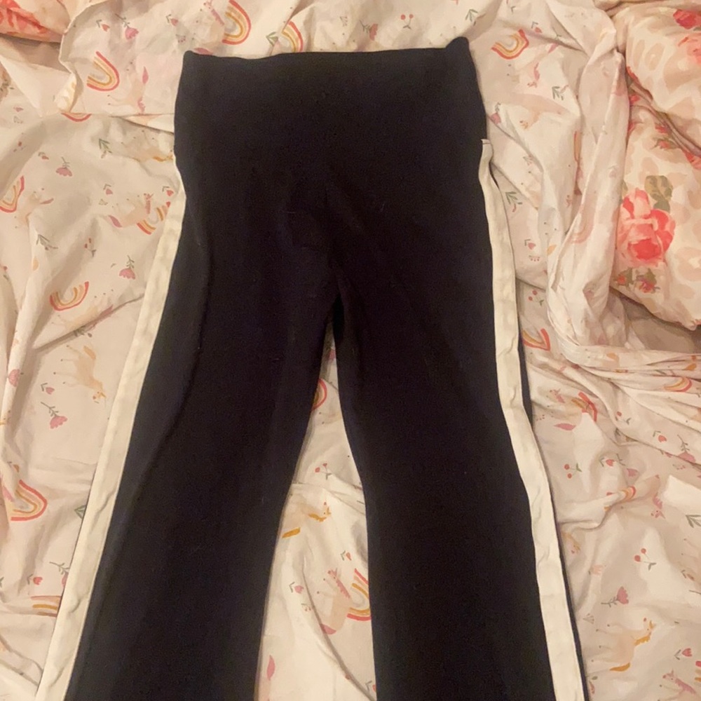 Women’s Brandy Melville navy blue fold over flare yoga pants w/ white stripe